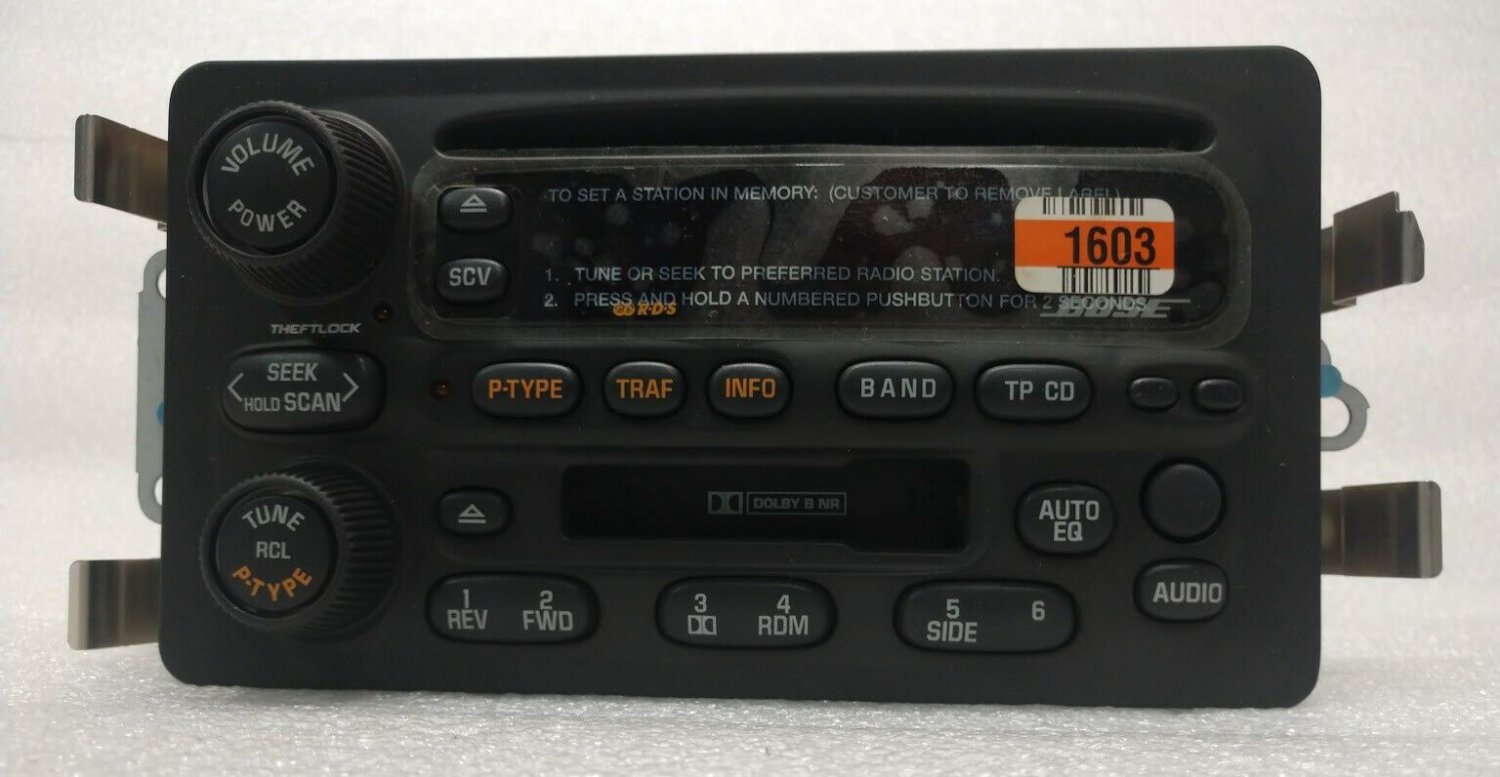 Oldsmobile Aurora CD Cassette BOSE radio. OEM factory Delco stereo 25721603. NEW