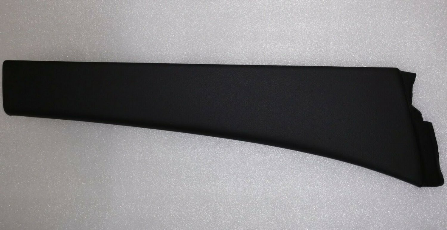 Jet Black leather LH side trim piece for center console Cadillac CTS 2014+