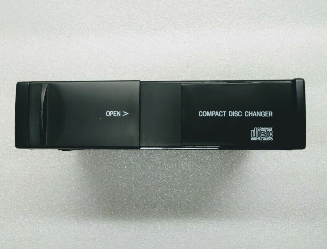 Ford Mercury CD6 remote CD Changer. OEM factory original for some 1999-2002 cars