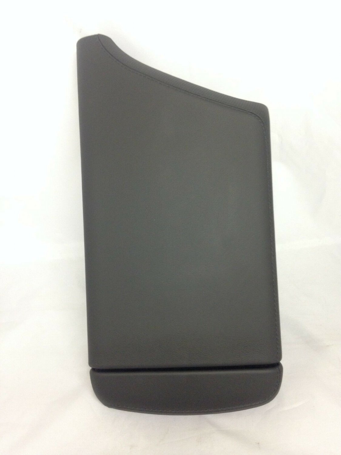 CTS 2014-2018 jet black gray leather armrest console lid & storage bin.OEM