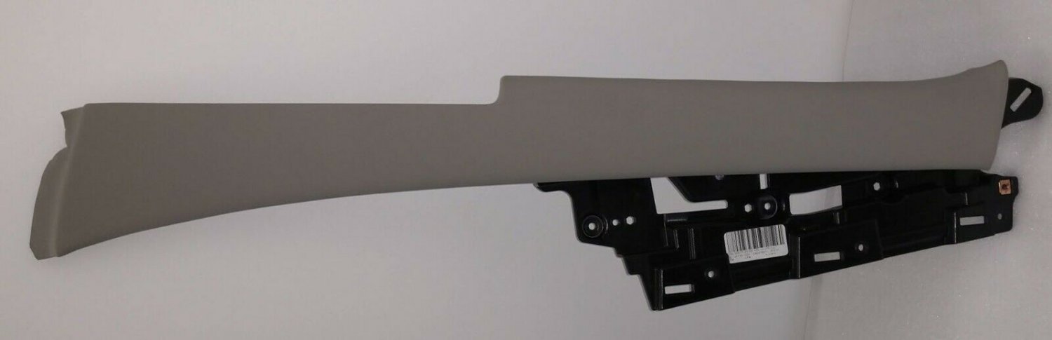 Light Platinum leather RH side trim piece for center console Cadillac CTS 2014+