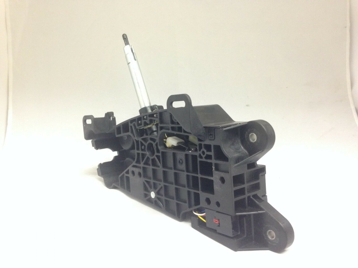 CTS 2014-2019 automatic transmission shifter shift control assembly. OEM console