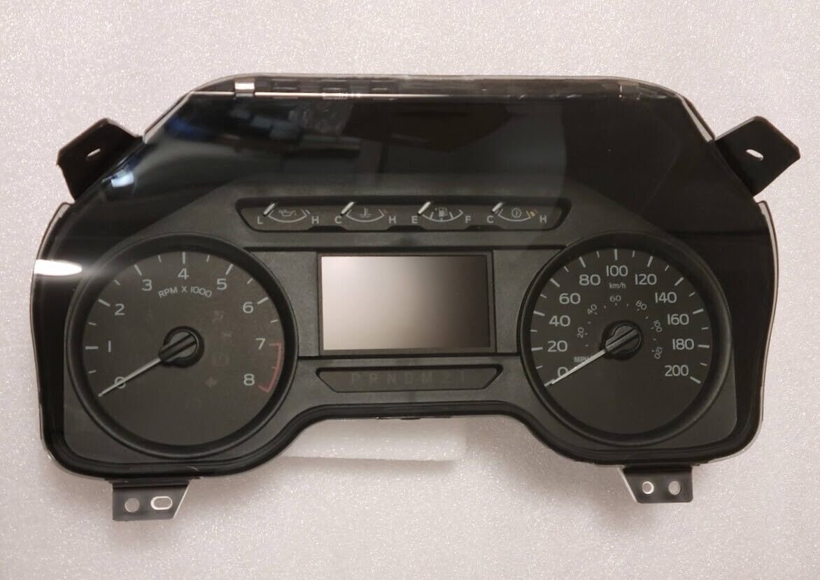 F150 2018-2020 instrument panel dash gauge cluster 4". Speedo 8k Tach IPC. 0 km!