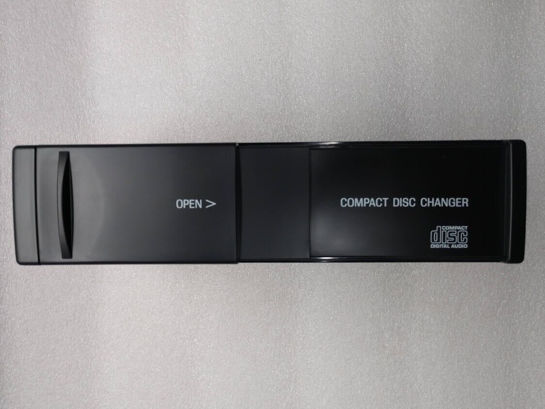 Ford CD6 remote CD Changer. OEM factory original. For 1999+ Cougar Escort Tracer