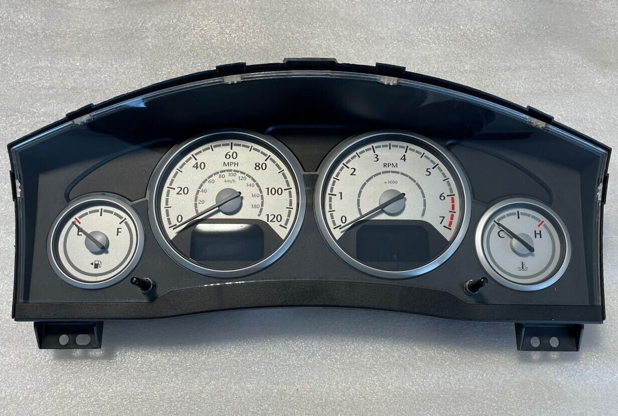 Instrument panel dash gauge cluster for 2010 Dodge Caravan. Uninstalled!!