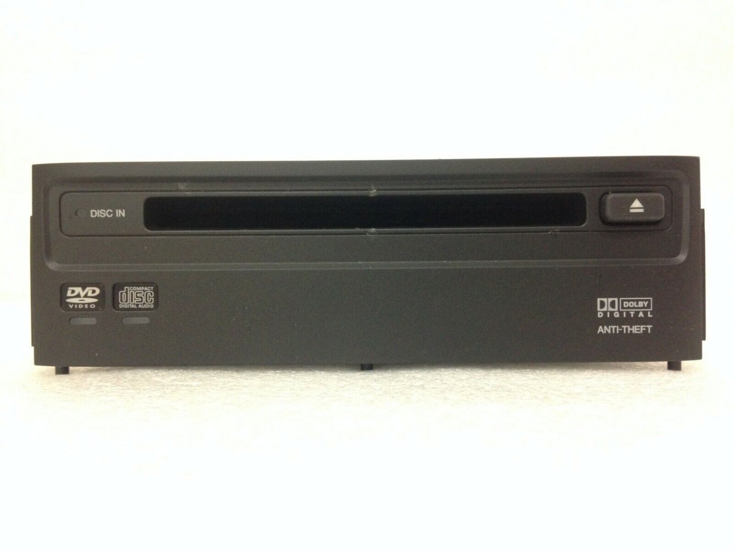 Honda Pilot 2005 DVD audio video CD drive for rear entertainment system. radio