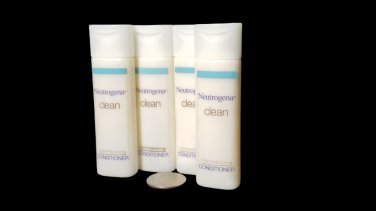 4x Neutrogena Clean Normalizing CONDITIONER 1oz. Hotel-Feeling at Home !