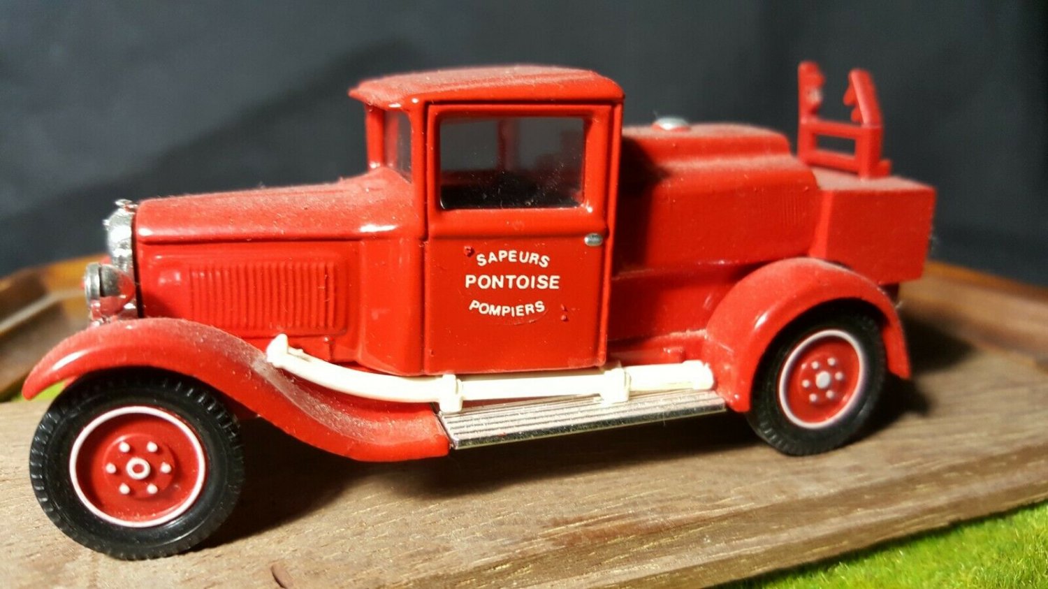 Micarola (base Solido) 1/43 Citroën C4 Bâchée Sapeurs-Pompiers Pontoise 1932
