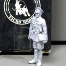 1/32 British 8th Army Africa Dispatch Messenger Soldier Tauro Model T35013 1/32 British 8th Army Africa Dispatch Messenger Soldier Tauro Model T35013