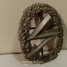 Vintage German Metal Signal Corps Lightning Bolt Oak Leaf Wreath Beret Badge Vintage German Metal Signal Corps Lightning Bolt Oak Leaf Wreath Beret Badge