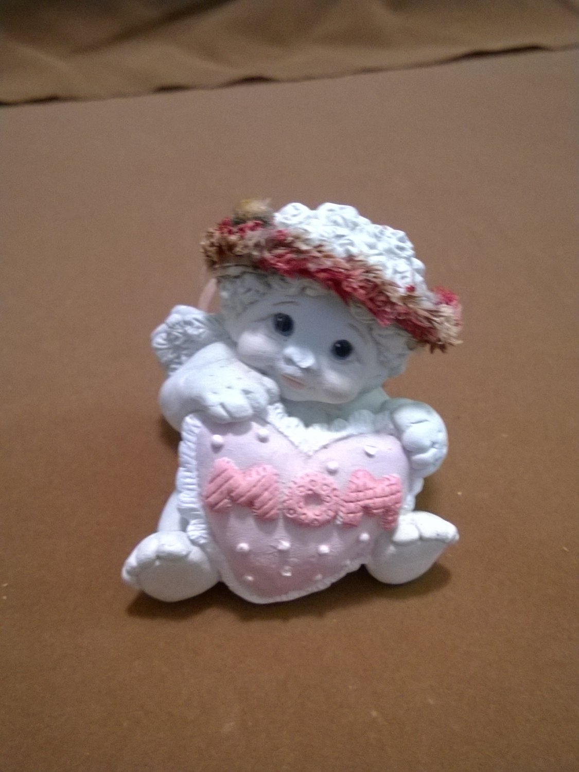 Vintage 1999 Dreamsicles Collectible Treasures "Mom" Figurine 1118229