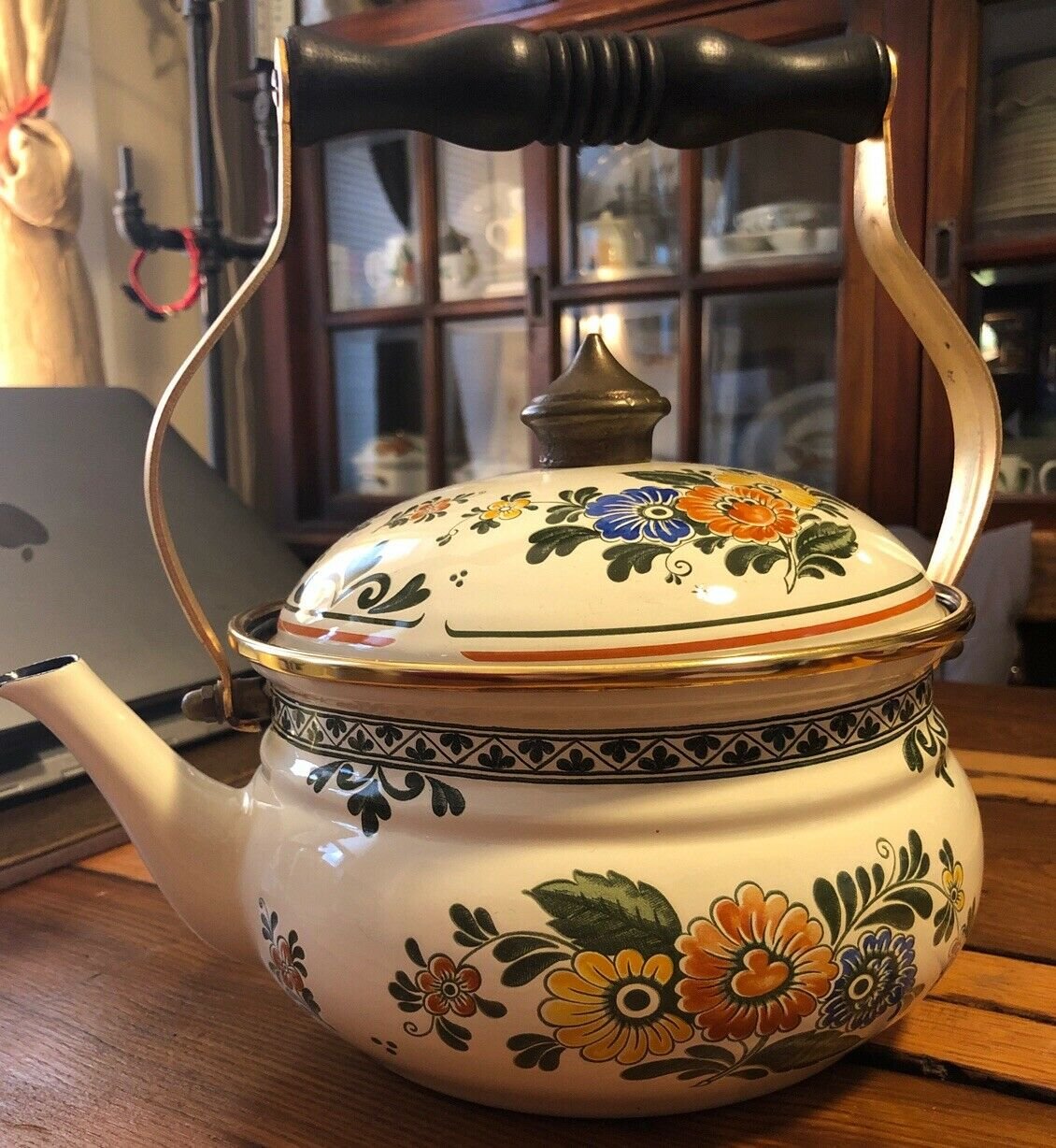 VINTAGE ASTA ENAMELWARE TEA POT KETTLE GERMAN QUALITY BRASS IVORY CREAM