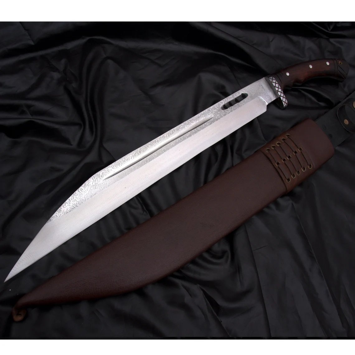 18 inches long Seax-Long Seax sword-Full tang-hand Forged-Handmade in Nepal-working-Tempered