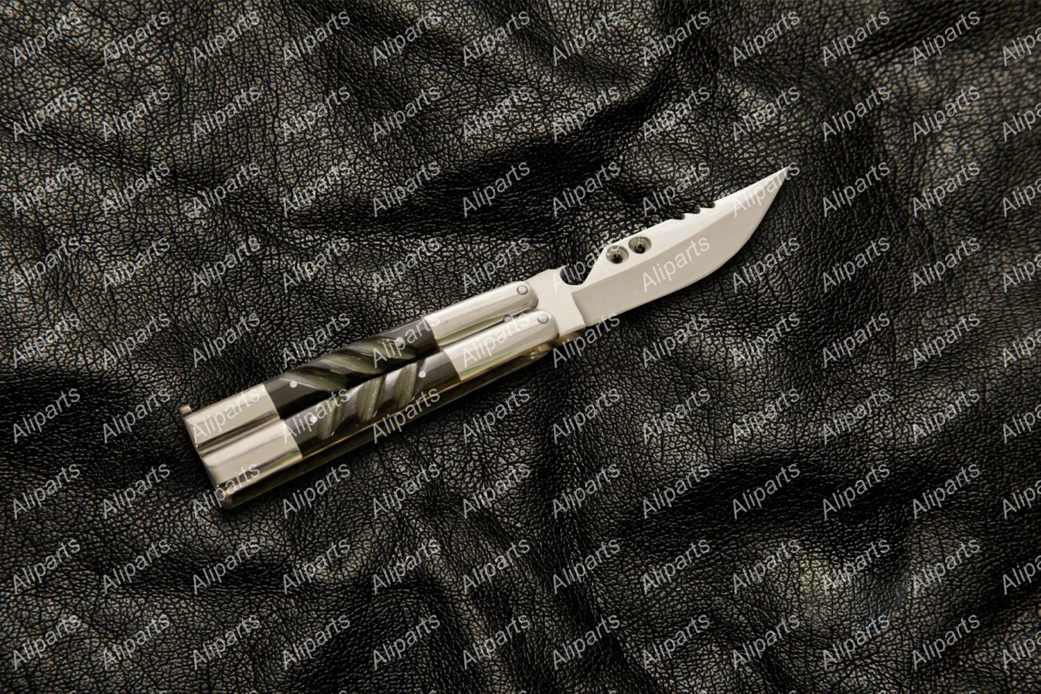 Personalized High Carbon Steel Folding Butterfly Stainless Steel with Ram Horn Insert+leather Sheath