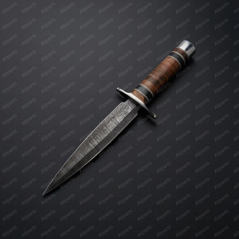 PERSONALIZED CUSTOM HANDMADE DAMASCUS DAGGER WITH BEAUTIFUL LEATHER HANDLE WITH LEATHER SHEATH