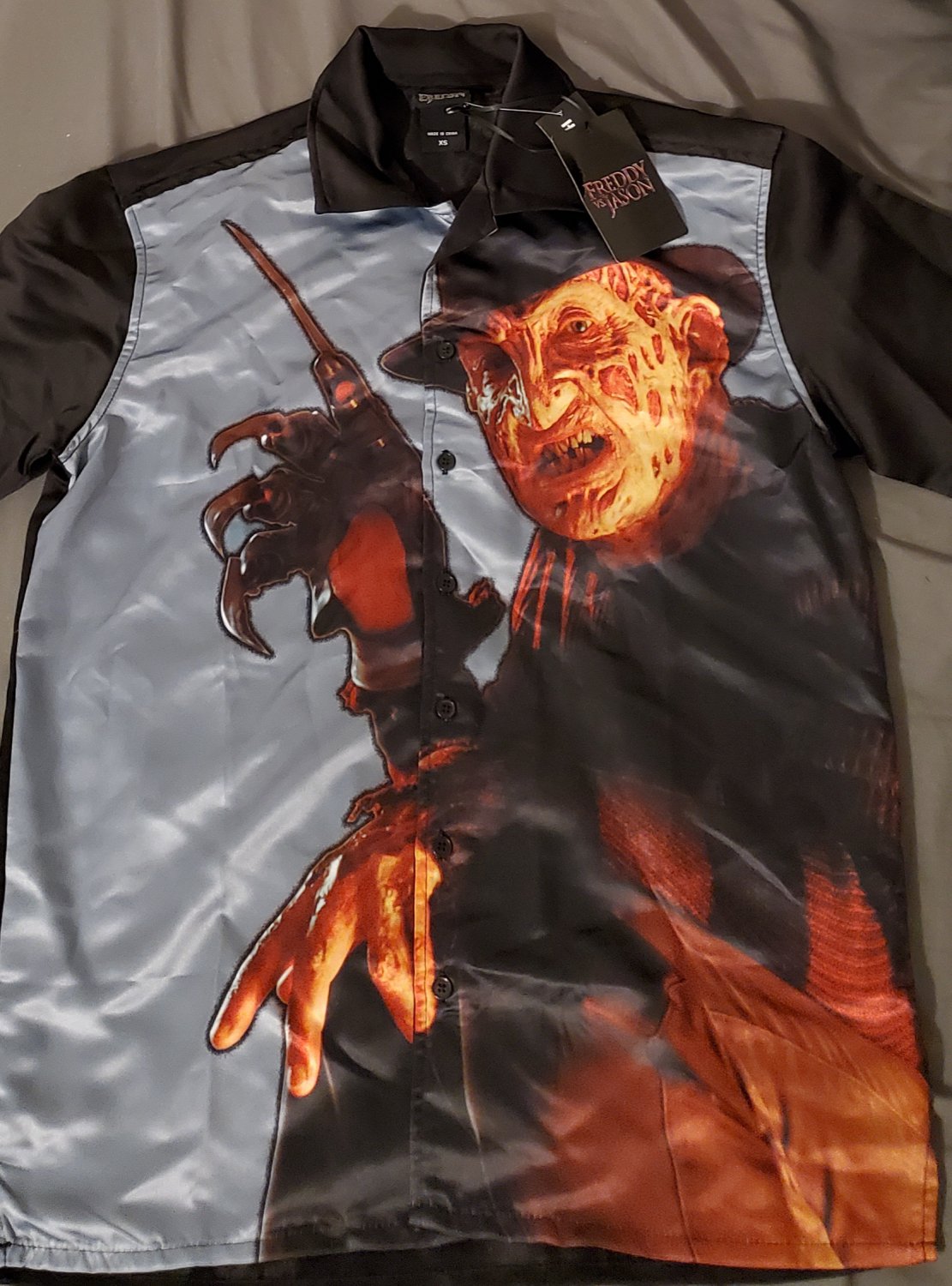 Freddy vs Jason button shirt freddy krueger nightmare on Elm Street sz xs horror