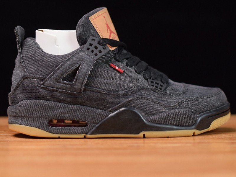 Air Jordan 4 Retro Levi's Black AO2571-001