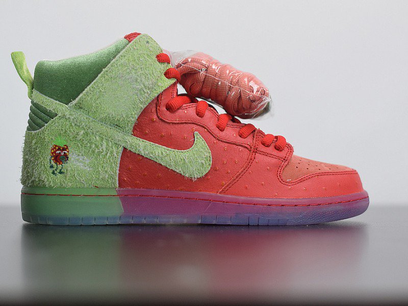 Nike SB Dunk High Strawberry Cough CW7093-600