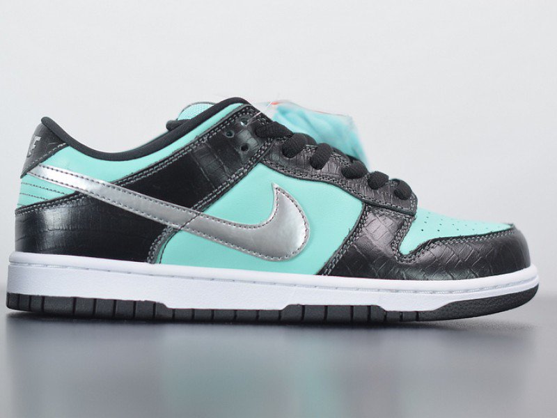 Nike Dunk SB Low Diamond Supply Co Tiffany 304292-402