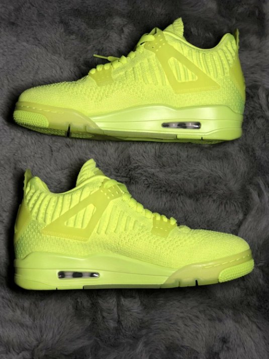 Jordan 4 Retro Flyknit Volt