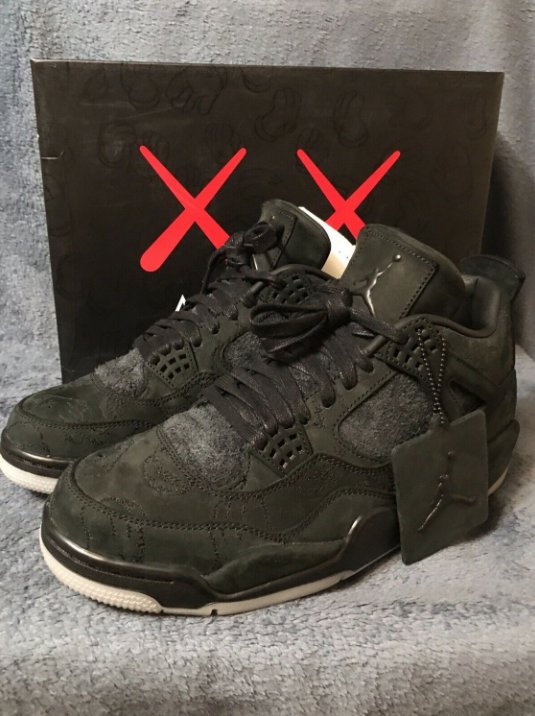 Jordan 4 Retro Kaws Black