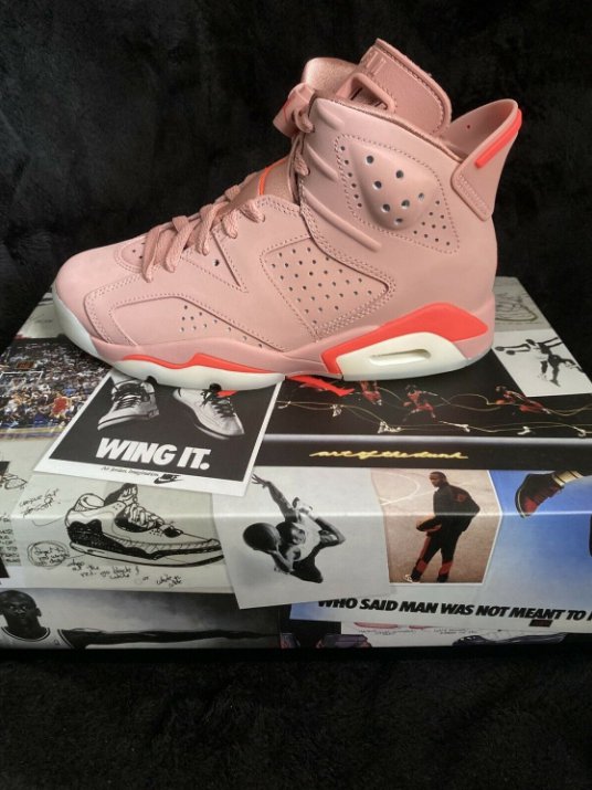 Jordan 6 Retro Aleali May