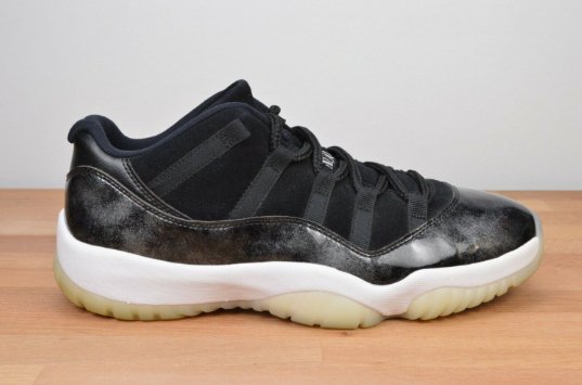 Jordan 11 Retro Low Barons