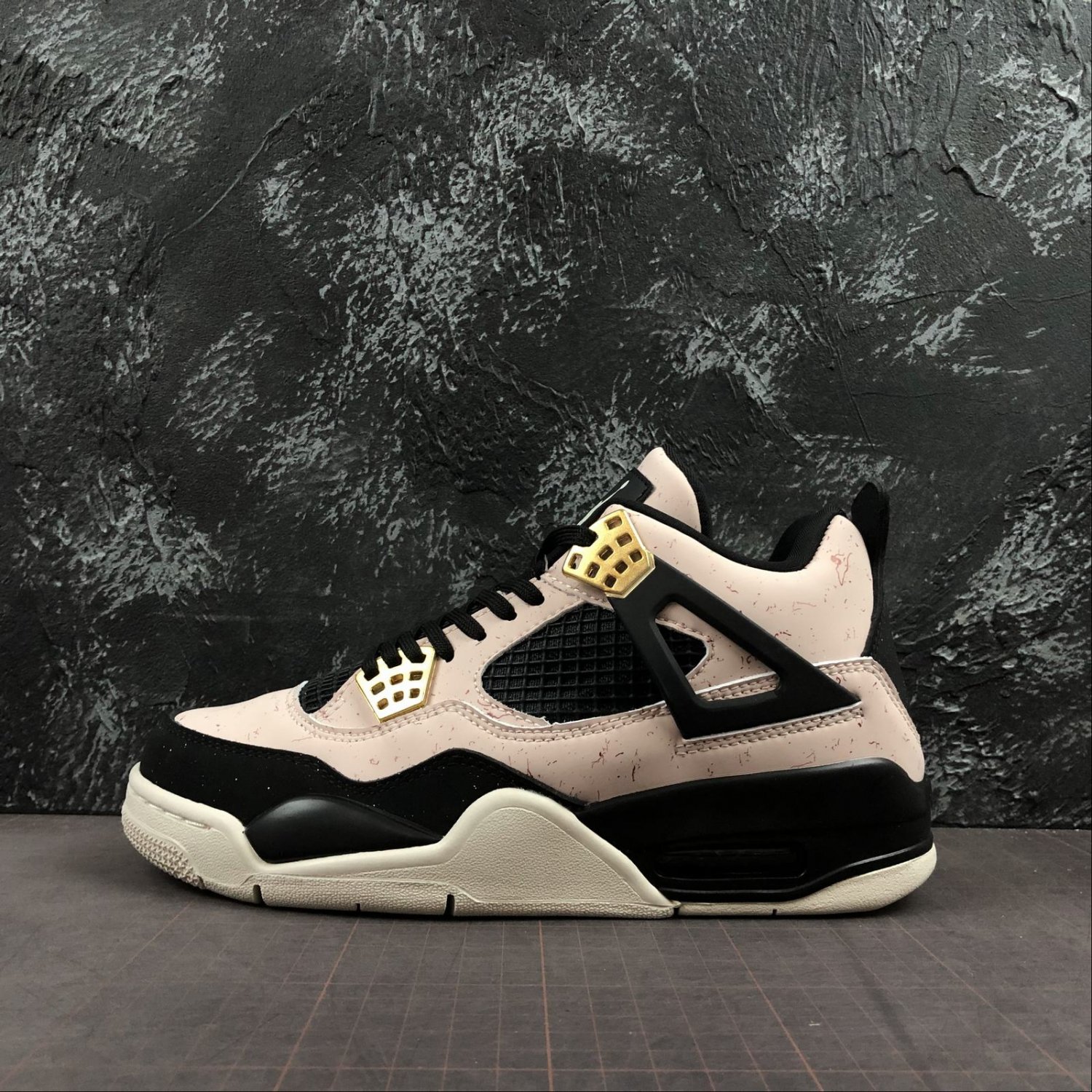 Wmns Air Jordan 4 Retro 'Splatter' AQ9129 60