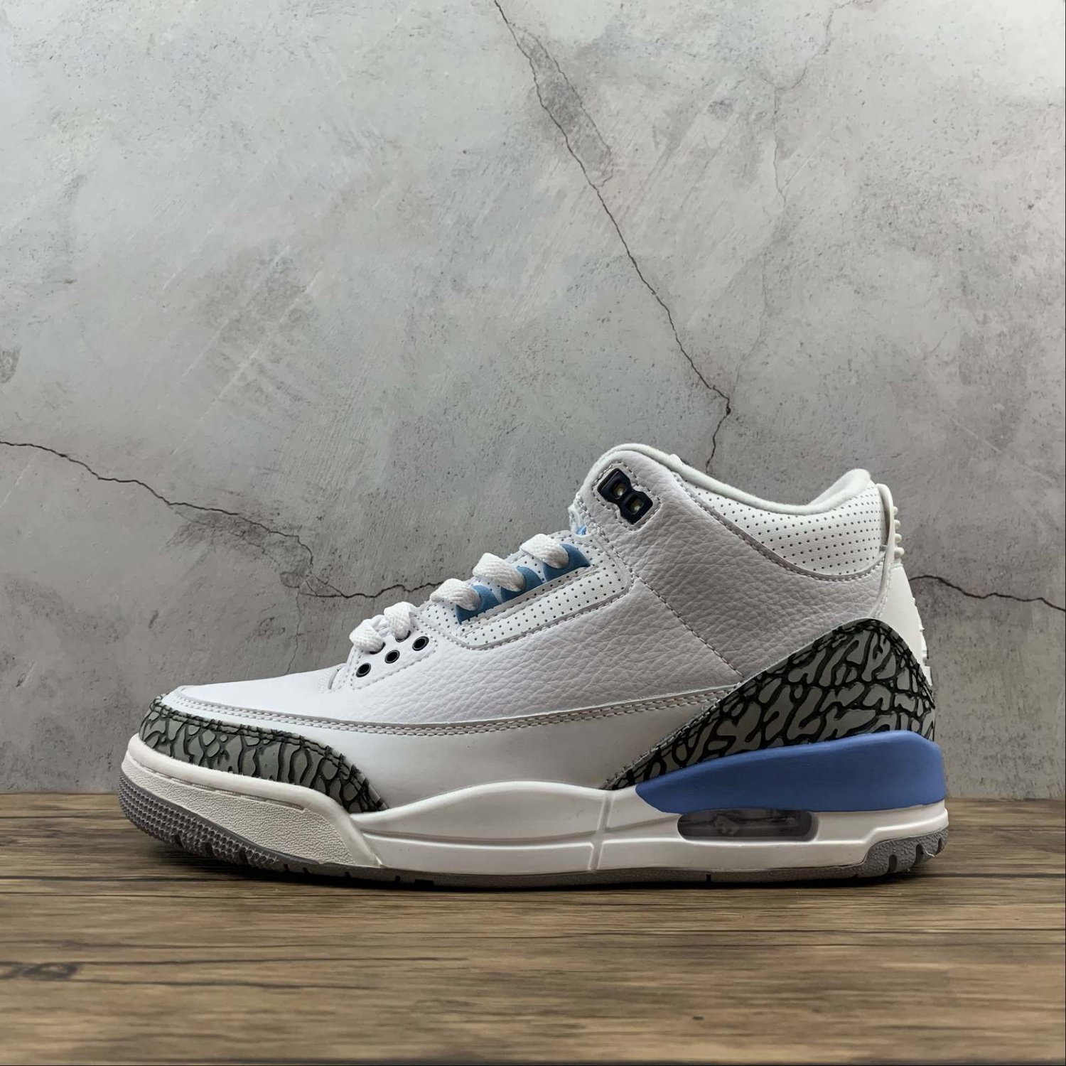 Air Jordan 3 Retro 'UNC' CT8532 104