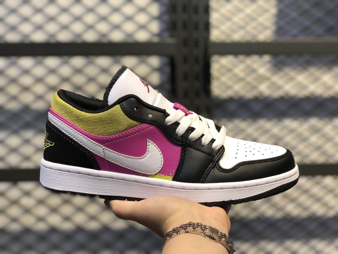 air jordan 1 low se black cyber