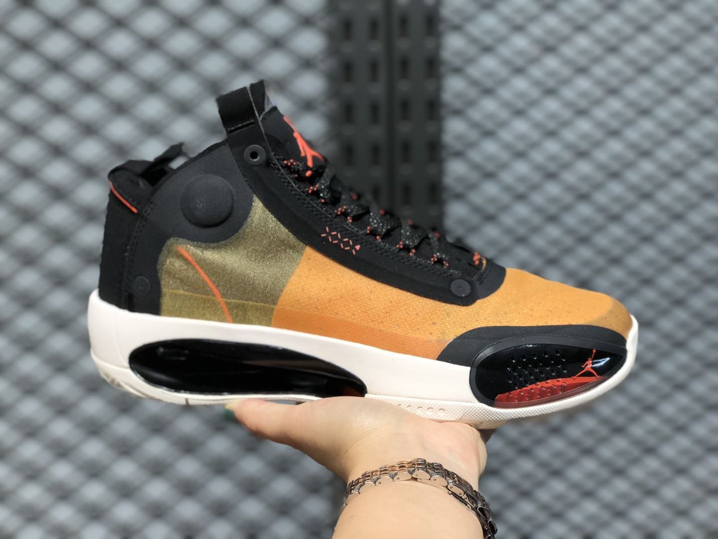 Air Jordan 34 &acirc;��Eclipse&acirc;�� Amber Rise