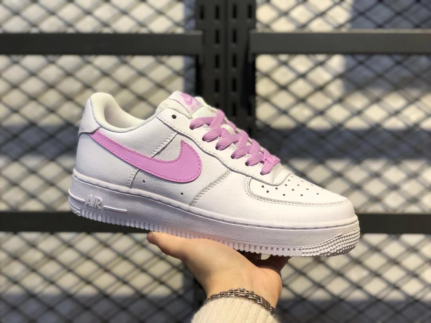 Nike Wmns Air&acirc;�� Force 1&acirc;��07 Essential White