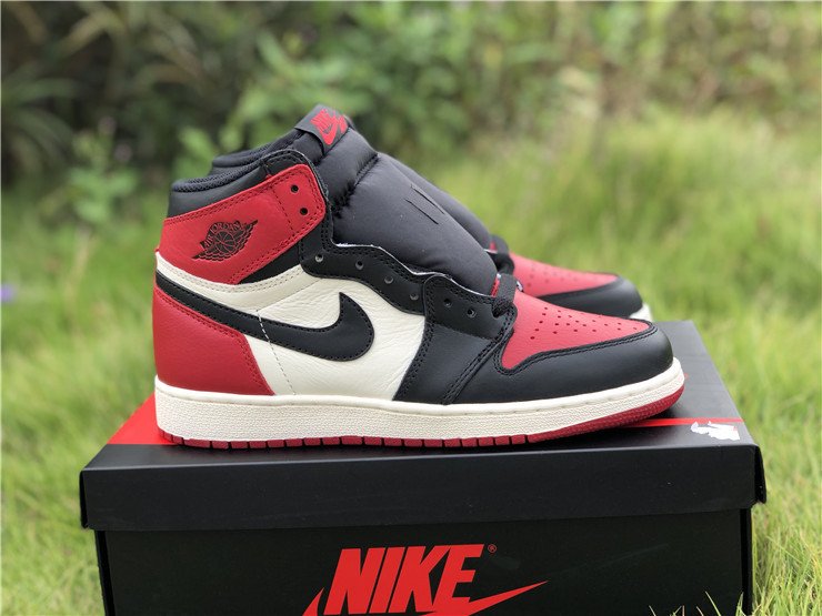 Air Jordan 1 Retro High OG BG 'Bred Toe' 575441 610