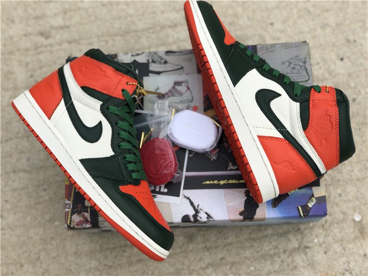 Air Jordan1 Retro High OG-Solefiy