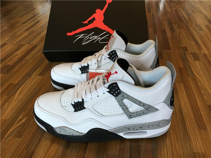 Air Jordan 4 &acirc;��White Cement&acirc;��