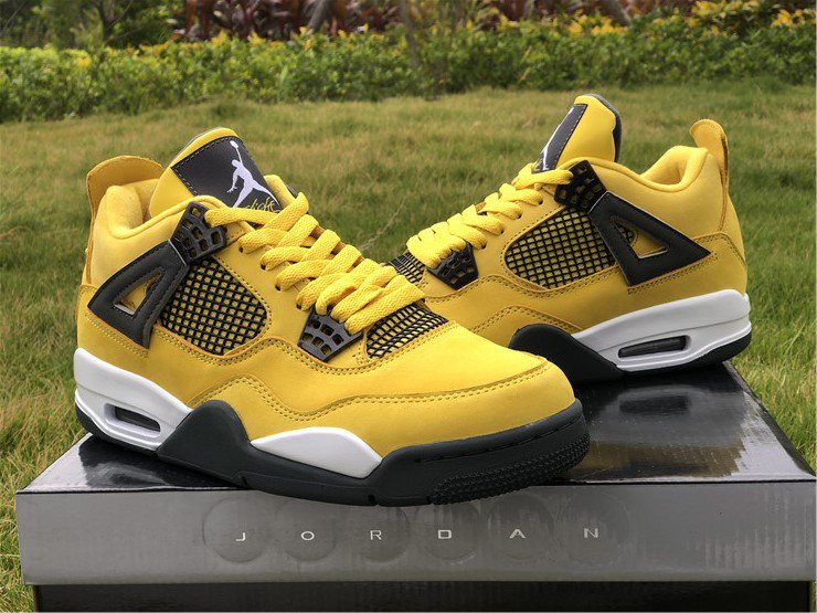 Jordan 4 Retro Lightning