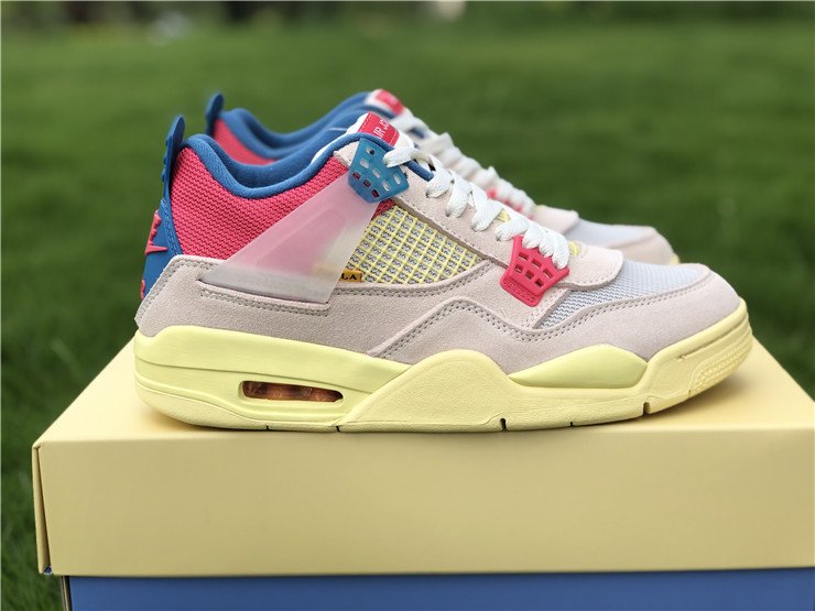 Union x Air Jordan 4 DC9533-800