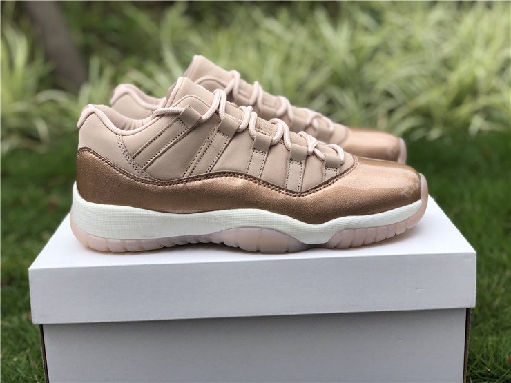 Air Jordan AJ11 Low Rose Gold