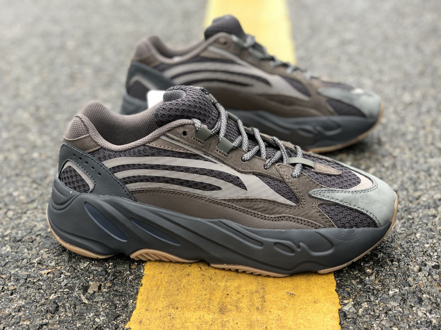 Yeezy Boost 700 V2 'Geode' EG6860