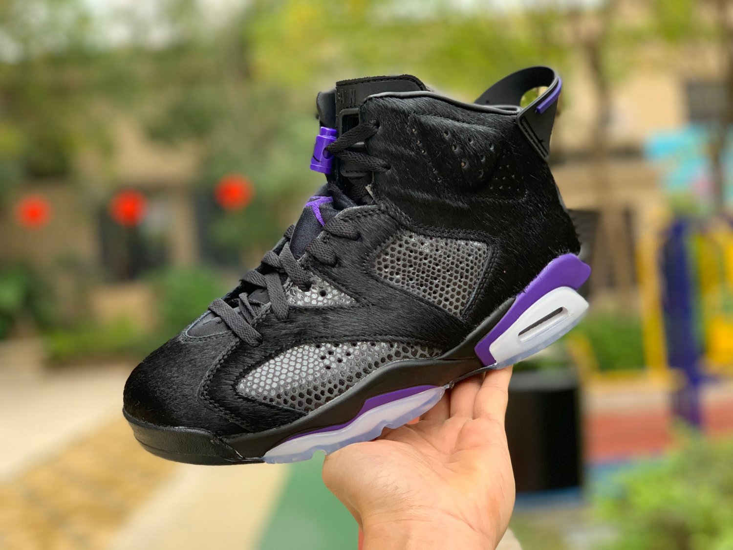 Jordan 6 Retro Social Status AR2257-005