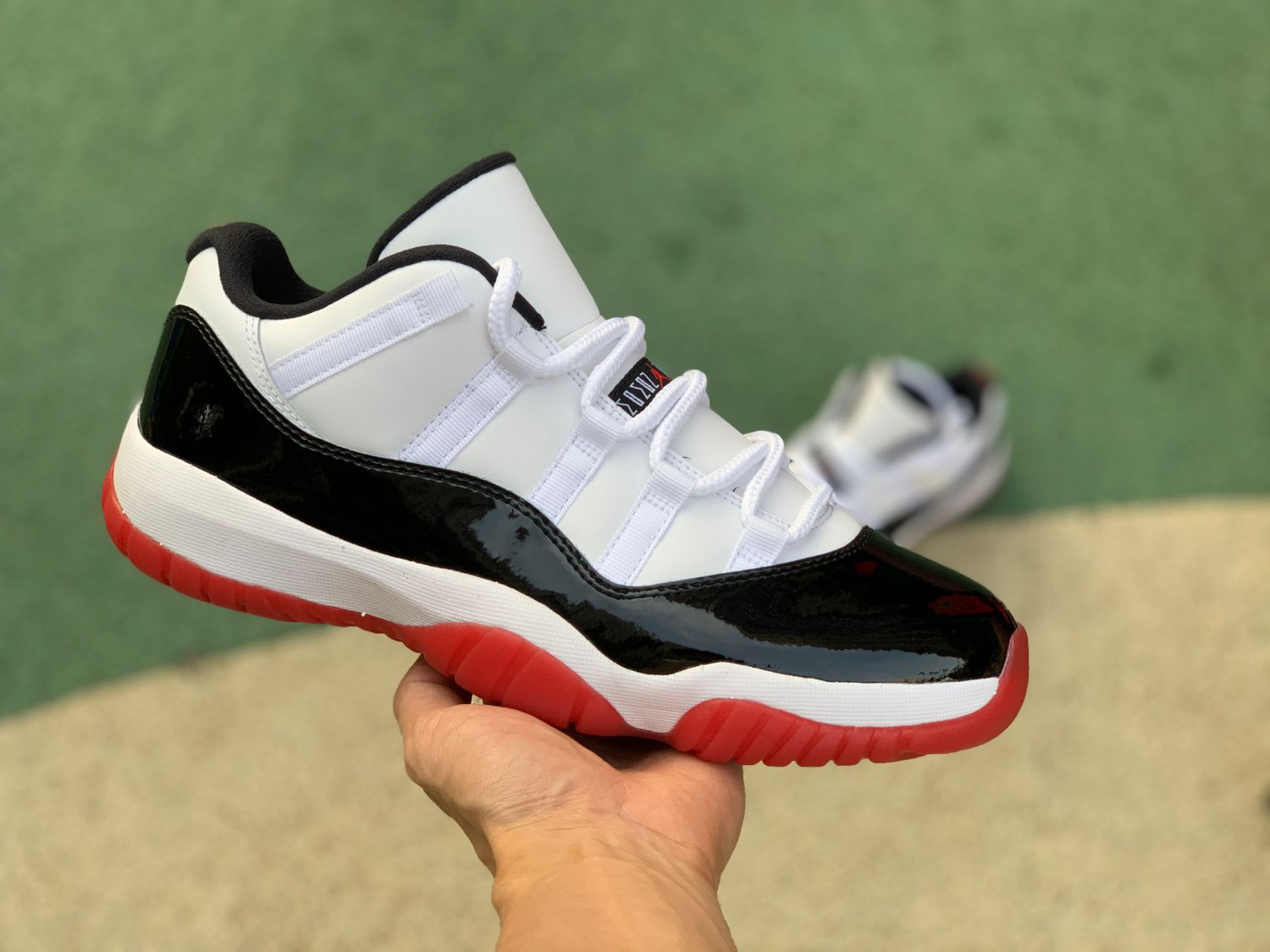 Jordan 11 Retro Low Concord Bred AV2187-160