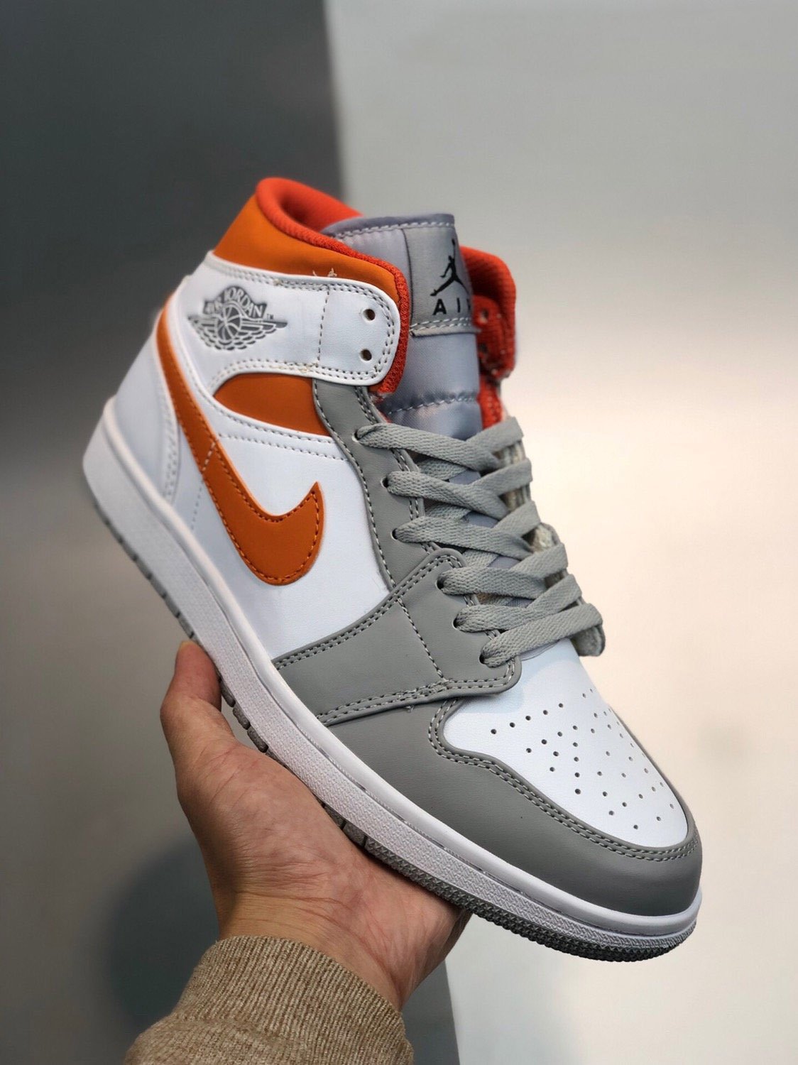 Air Jordan 1 Mid White Starfish-Pure Platinum-Sail For Sale