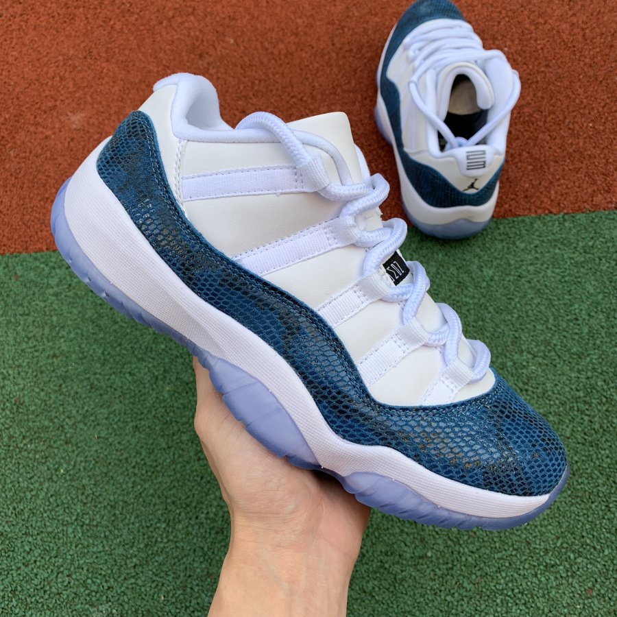 Jordan 11 Retro Low Snake Navy CD6846-102