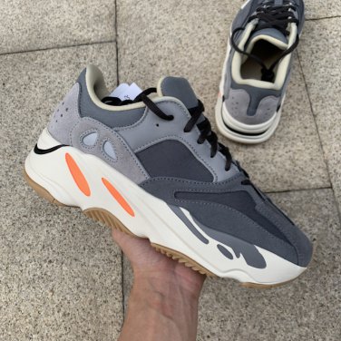 Adidas Yeezy Boost 700 Magnet FV9922