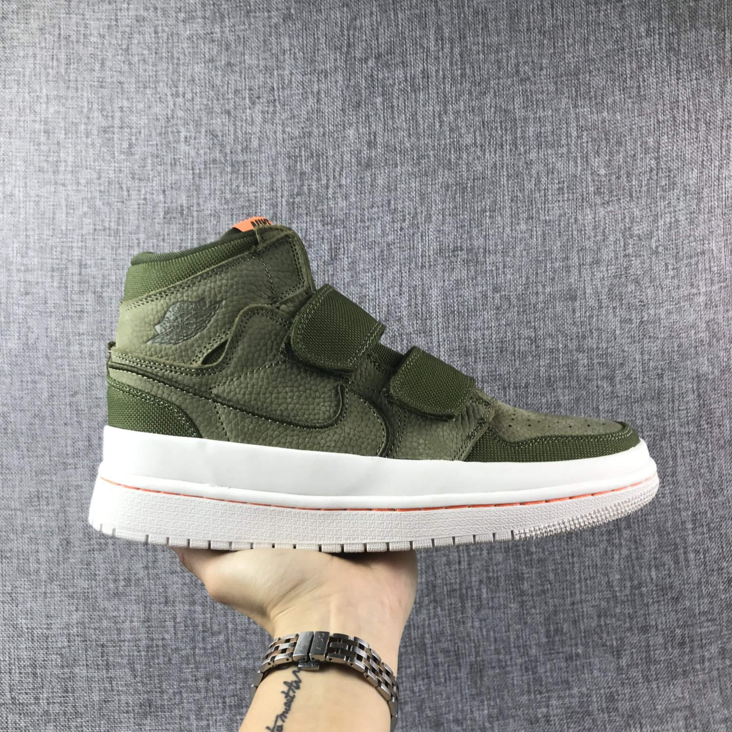 NIKE Air Jordan 1 RE