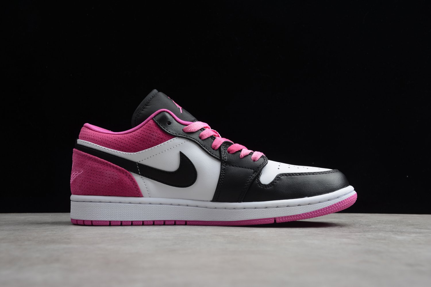 Jordan 1 Low Black Active Fuchsia - CK3022-005