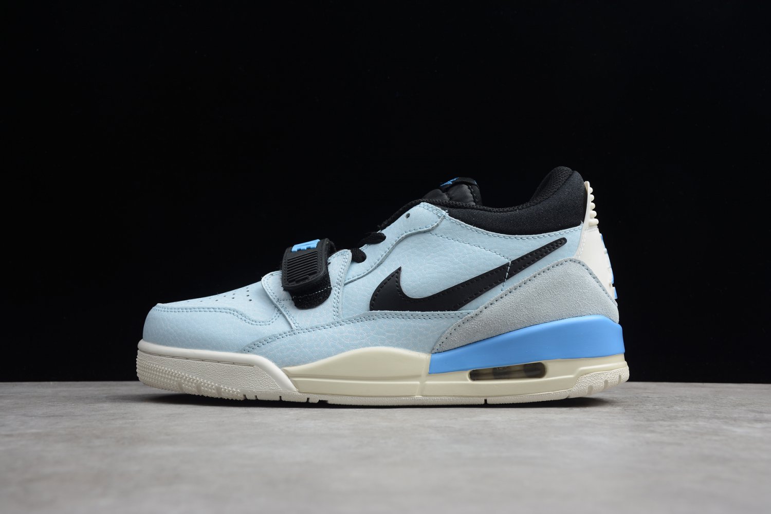 jordan legacy 312 low pale blue
