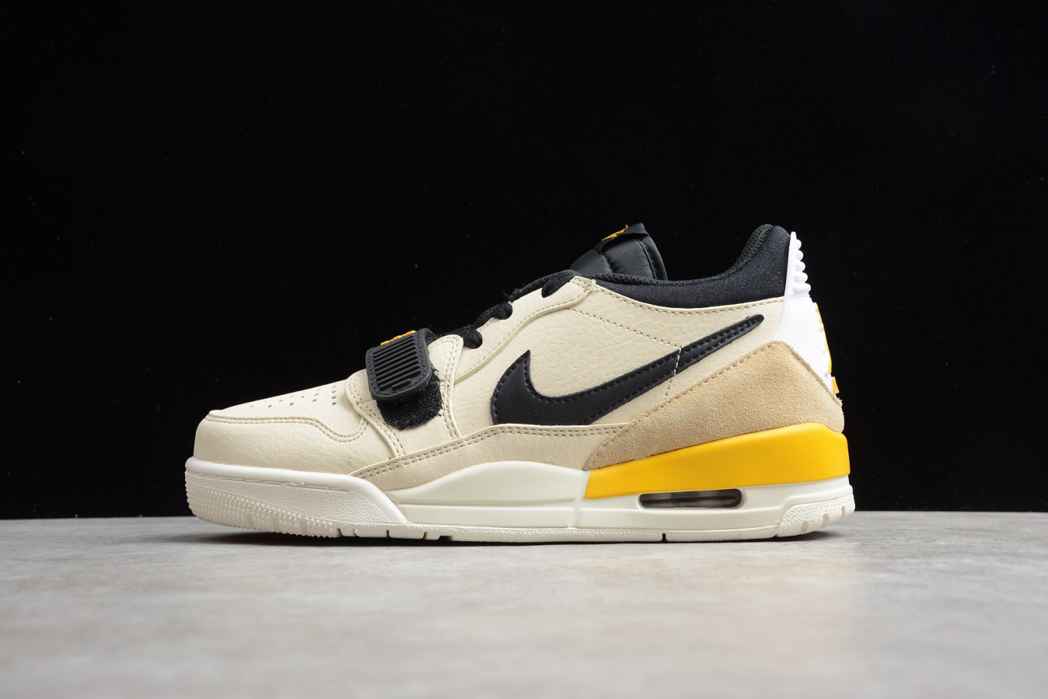 Jordan Legacy 312 Low 'Pale Vanilla' CD7069 200