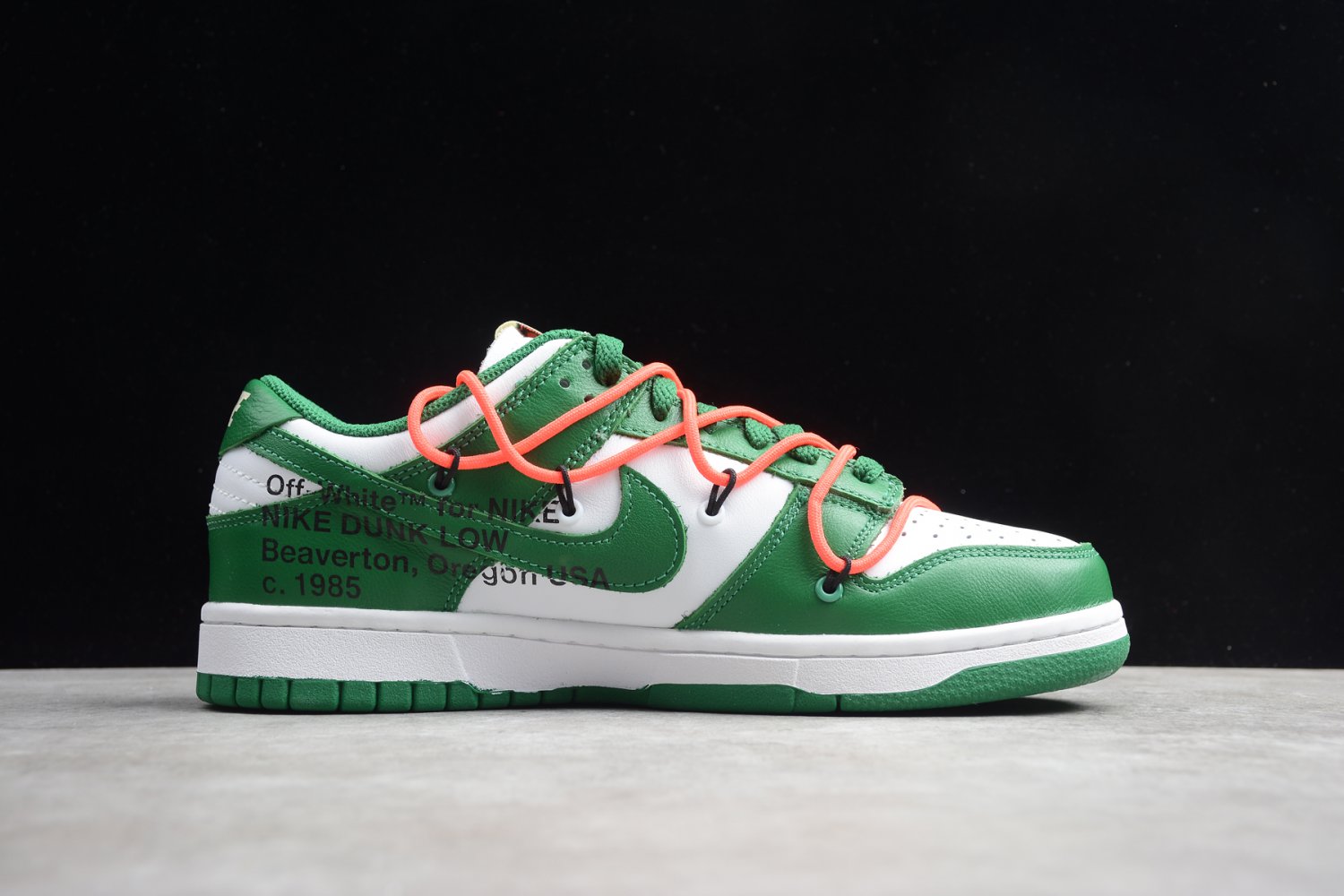 Off-White x Futura x Dunk OW SB CT0856-100