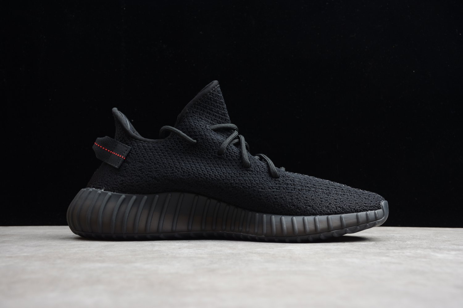 Yeezy Boost 350 V2 'Bred' CP9652